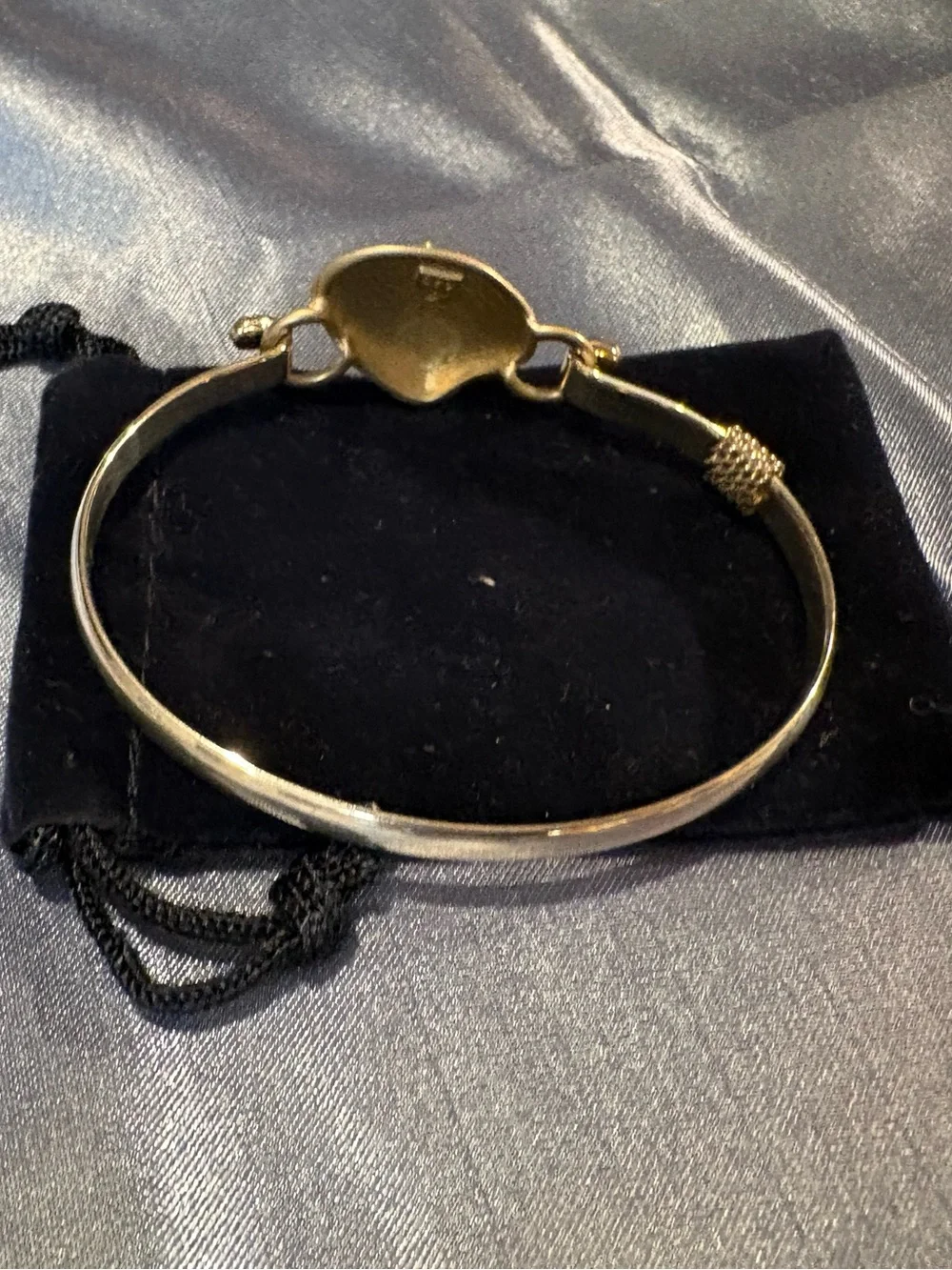 N/A silver bangle